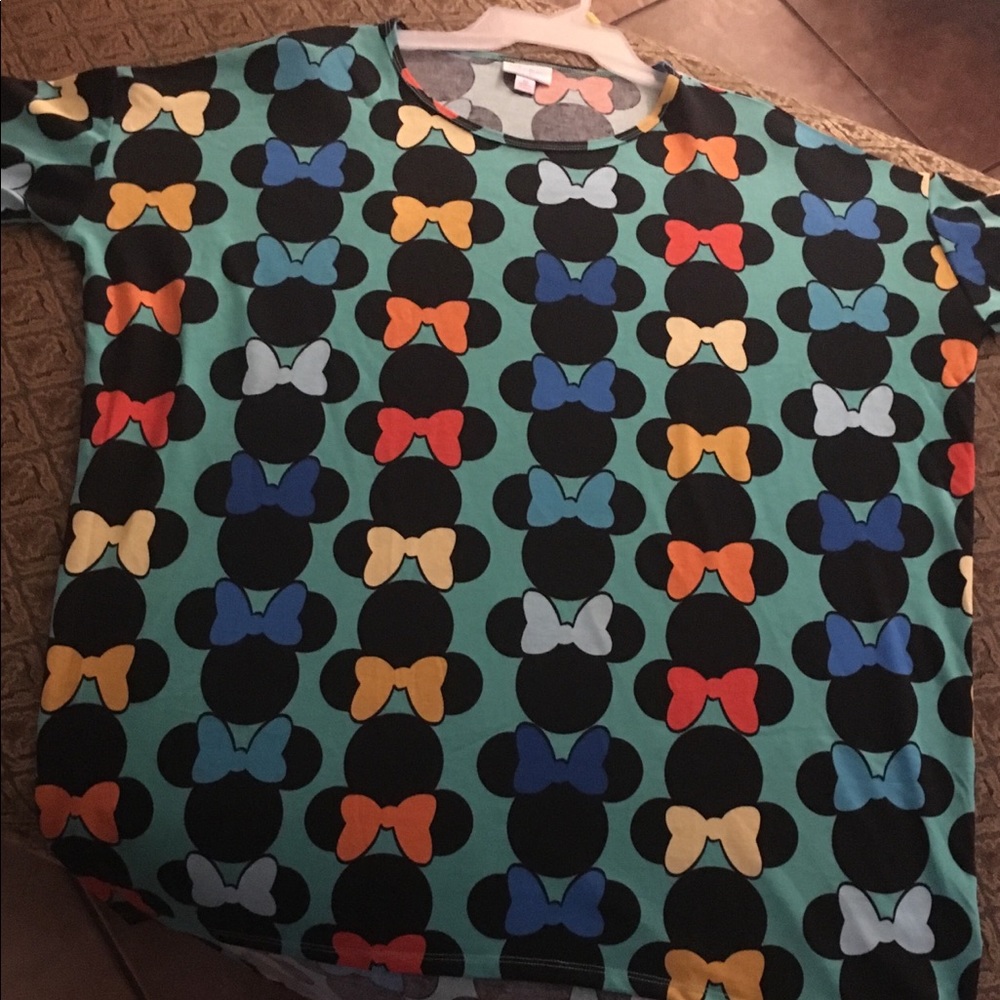 Medium Lularoe Irma
